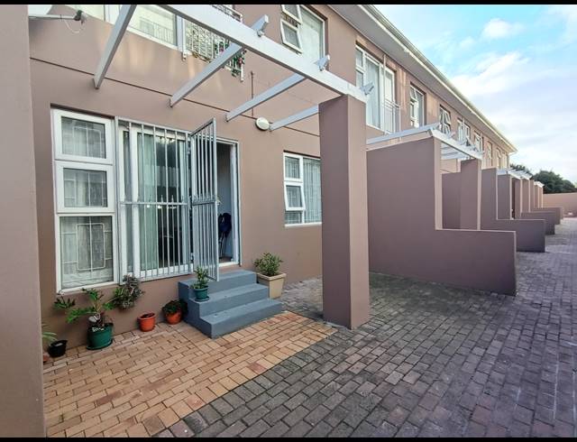1 BEDROOM APARTMENT RENTED IN TABLE VIEW